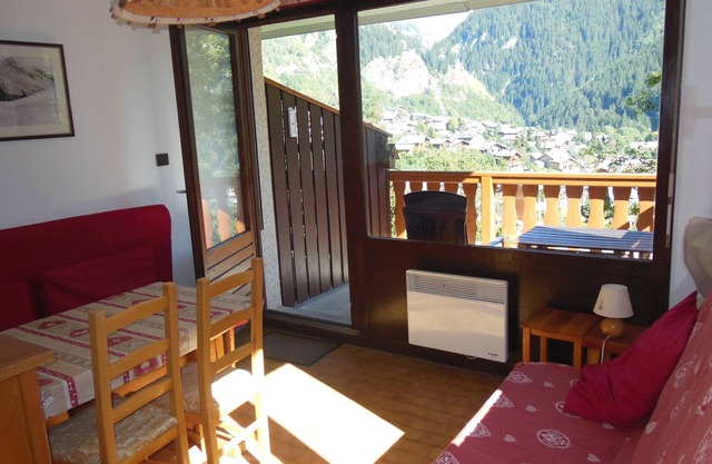 Cozy studio with balcony, kitchenette, mountain view - 3 pers, 23m² in Champagny