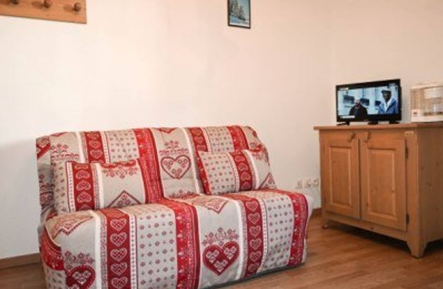 Cozy Studio for 2 with Ski-In/Ski-Out Access in Montgenèvre