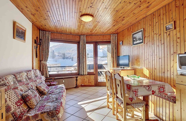 Cozy Studio in La Clusaz for 4 people, parking included