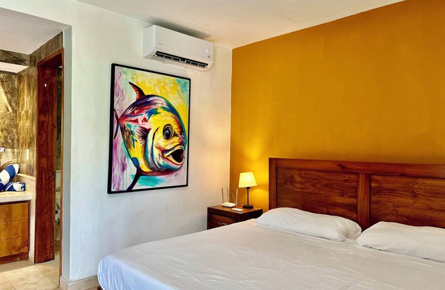 Cozy studio with pool into the marina, everything nearby