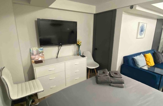 Cozy studio with everything you need!