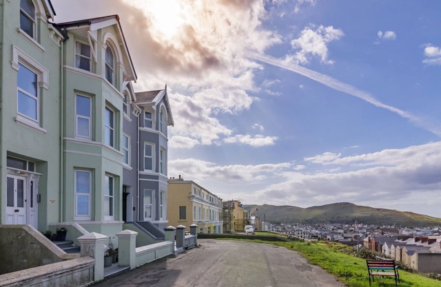 Creg Malin View - an apartment that sleeps 4 guests in 2 bedrooms