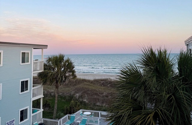 Crescent Beach Gemn2-bedroom 2-Bath condo — North Myrtle Beach