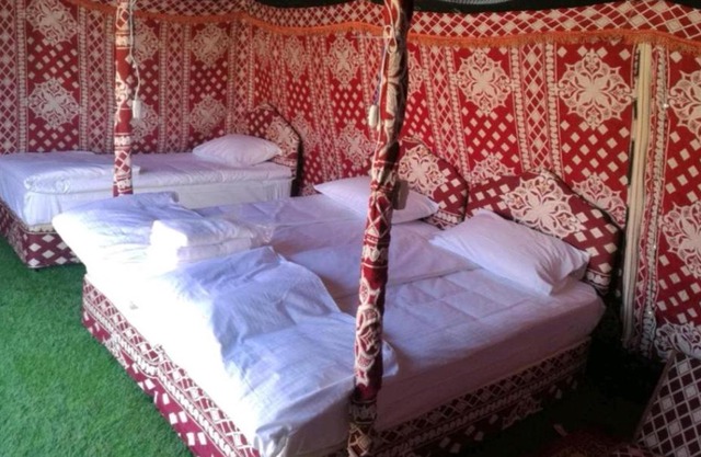 Crescent Desert Private Camp