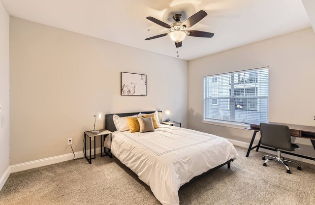 Crest at Midtown 4117 l 1 bedroom 1 Bathroom