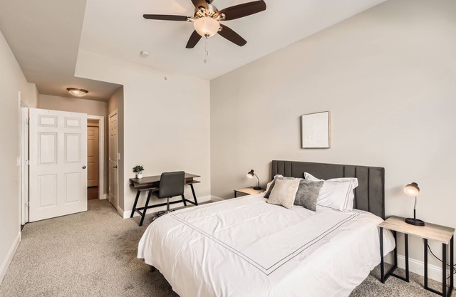 Crest at Midtown 4514 l 1 Bedroom 1 Bathroom