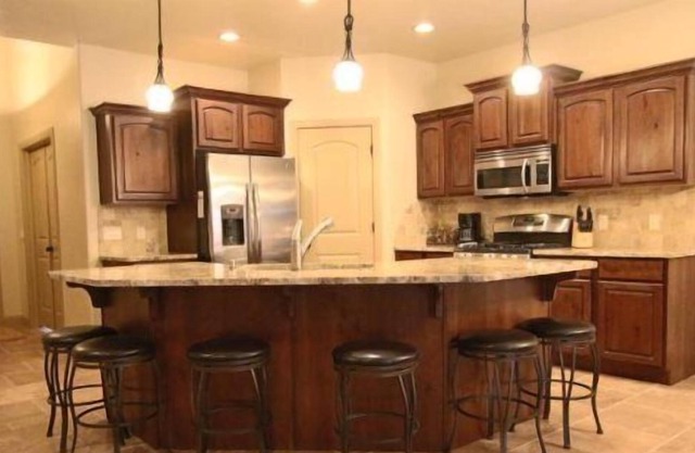 Crestline | Short-term month-to-month rental