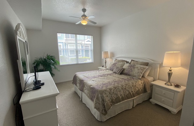 Cristabolo Townhome - Newly Listed! 4BR Townhome in Venetian Bay