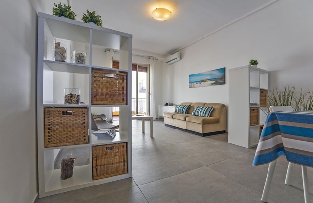 Crono Apartment - 30m by the sea - Marina di Ragusa center