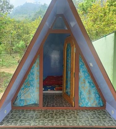 Croods cabin