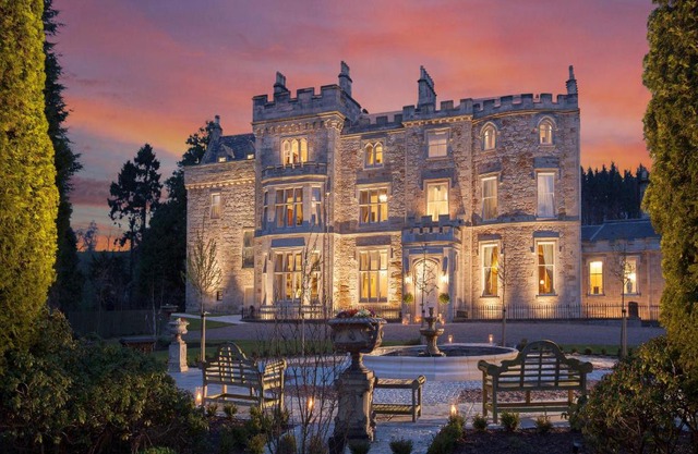 Crossbasket Castle, Hotel & Restaurant
