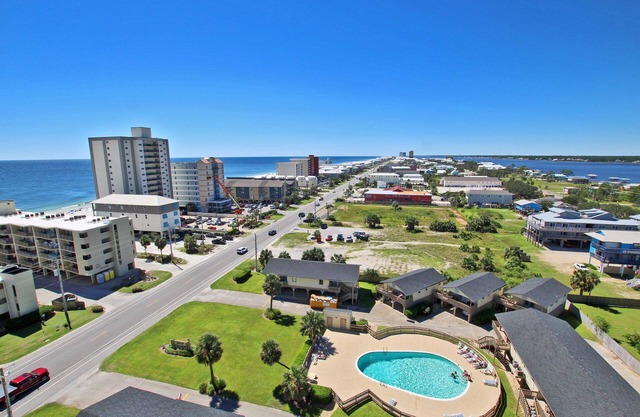 Crystal Tower 1009- Your Next Beach Escape Awaits