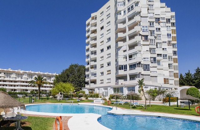 Cubo's Apartamento Algaida Calahonda Beach/beach access/free wifi/terrace