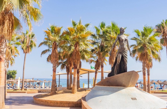 Cubo's Apartment Front Line Beach Fuengirola/First line of beach/Air conditioning