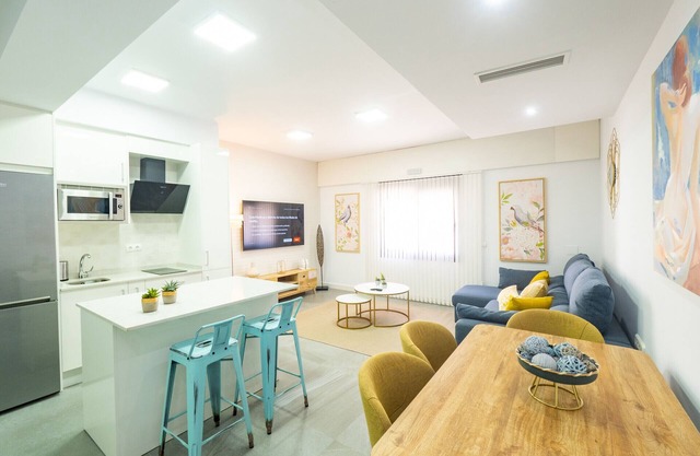 Cubo's Boutique Urban Deluxe/free wifi/city center/modern