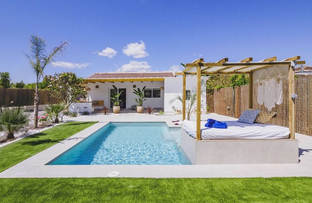 Cubo's Casa Rural Agua de Lima/private pool/air conditioning/free Wi-Fi