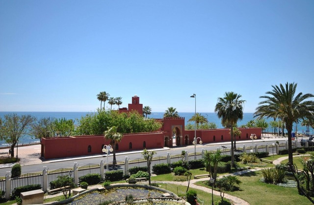 Cubo's Estudio 118 Benal Beach Sea View/beachfront/free wifi