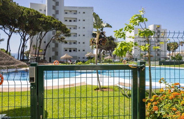Cubo's Estudio Algaida Calahonda Beach/beach access/free wifi/air-conditioning