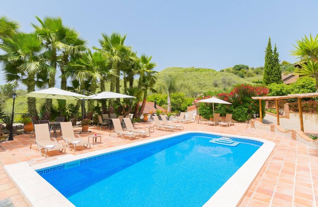 Cubo's Mijas Finca Huerta Rica Palmeral/shared pool/views