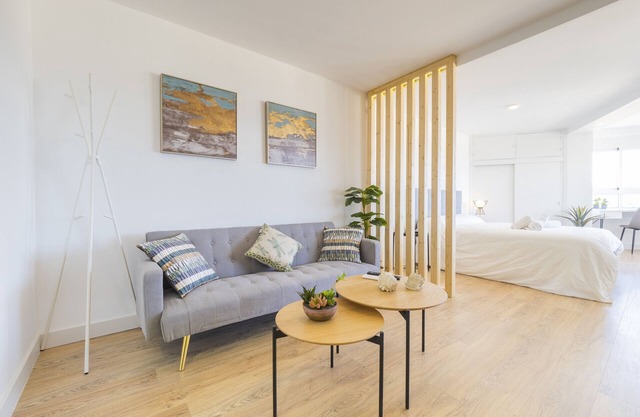 Cubo's Studio Esmeralda Beach/free wifi/close to beach