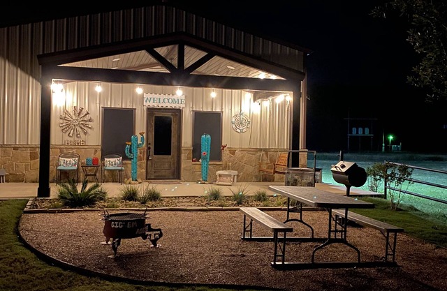 Custom Barndominium Perfect For Romantic Getaways, Lake or Family Vacations