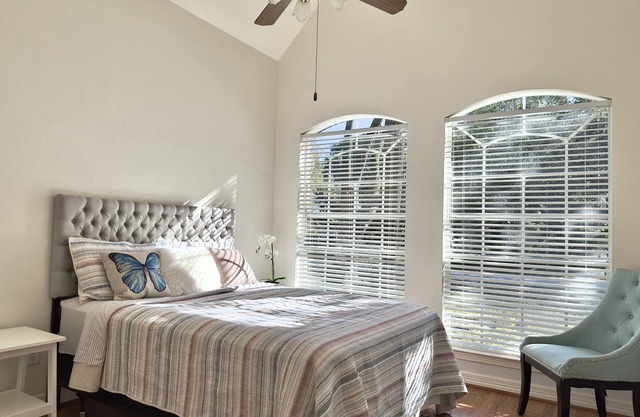 Custom luxury house-5 min to Katy Mills
