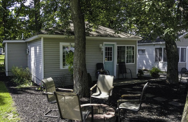 Cute 2 bedroom Cottage