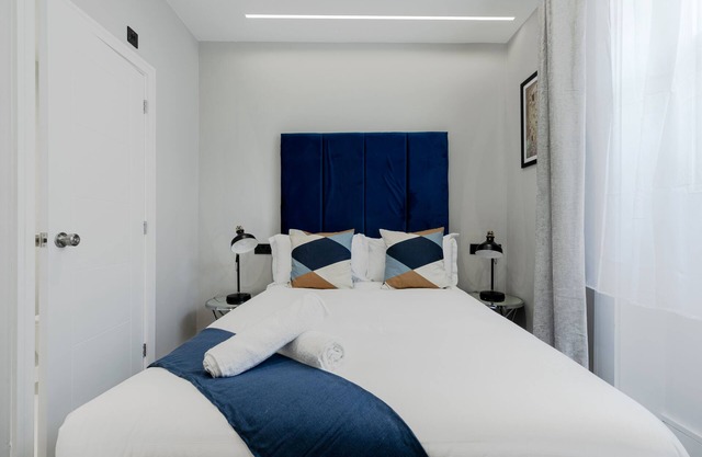 Cute Studios in Central London - Lower Ground