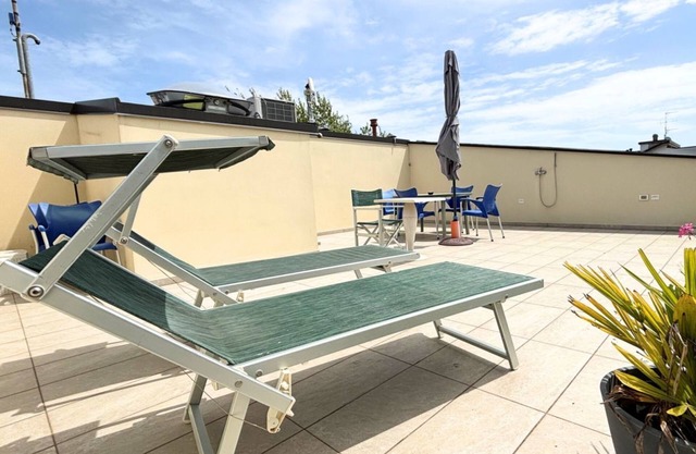 CV013 - Cervia, wonderful penthouse with panoramic terrace