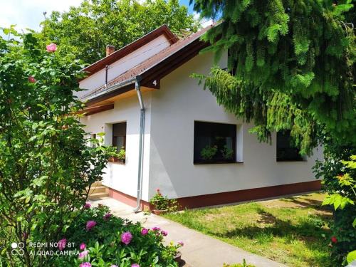 Dóra Apartman