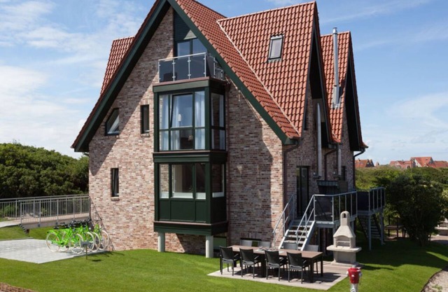Dünenhuus Ost Modern retreat