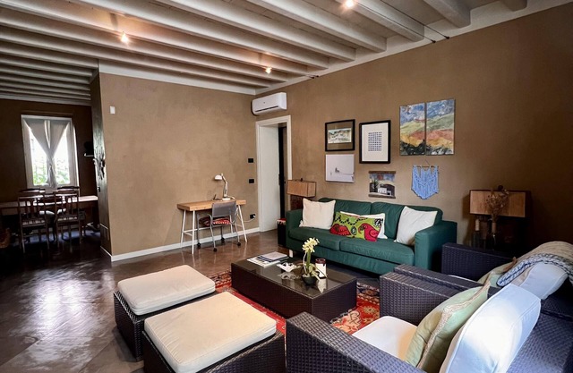 da Mari - in the historical center of Brescia, refined, quiet and spacious