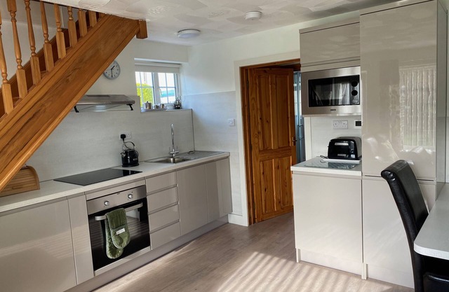 Daisy Cottage - The Chestnuts Holiday Cottages