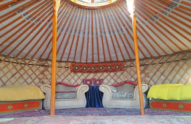 Dalanzadgad Homestay - Unique Ger Accommodation