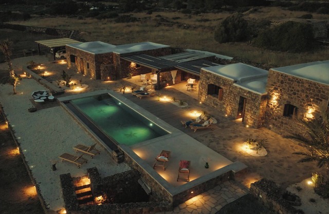 Dammuso alkibar charming cottage with sea view and infinity pool
