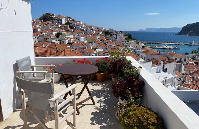 Daskios House , Skopelos Chora, a fully equipped house ideal for 2-3 guests