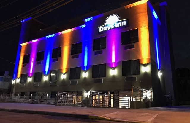 Days Inn by Wyndham Brooklyn Marine Park