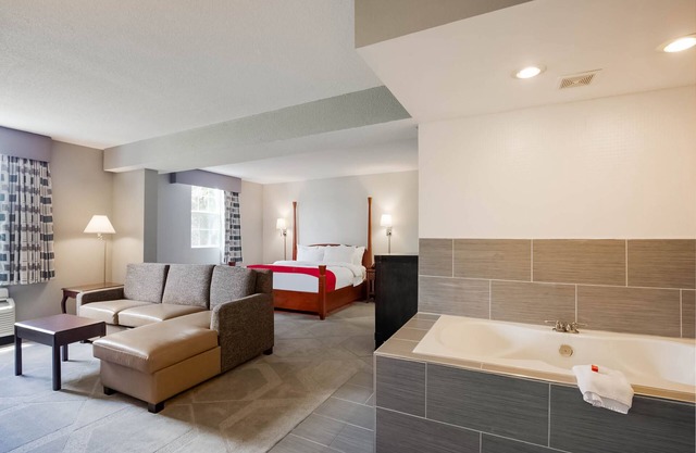Days Inn by Wyndham Conneaut