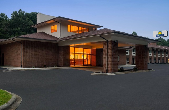 Days Inn by Wyndham Lexington
