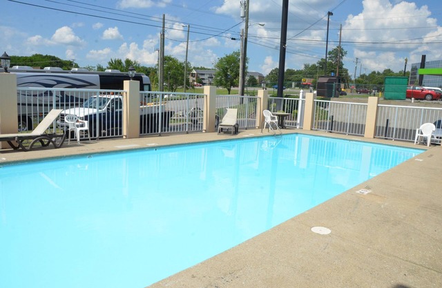 Days Inn by Wyndham Nashville Airport