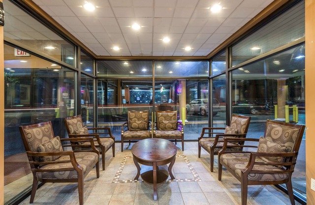 Days Inn by Wyndham Pittsburgh