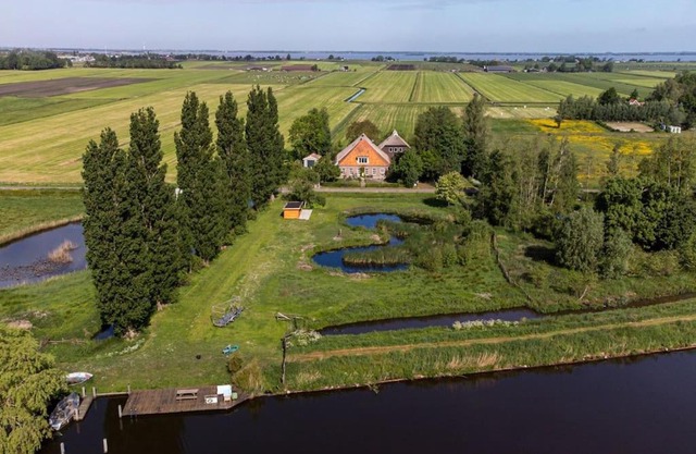 De Twee Zwanen