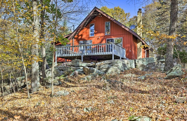 Deck + Forest Views: Secluded Cresco Cabin!
