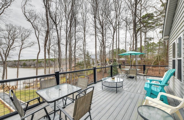 Deck & Lake Gaston Access: Dog-Friendly Getaway