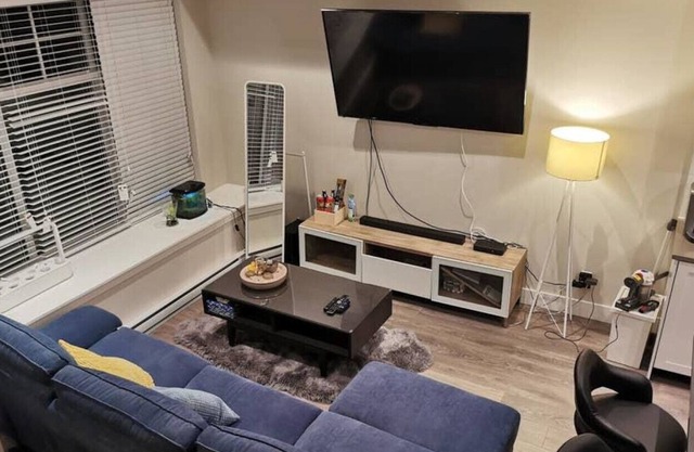 Deer Lake Luxury & Cozy Townhouse - Entire Place