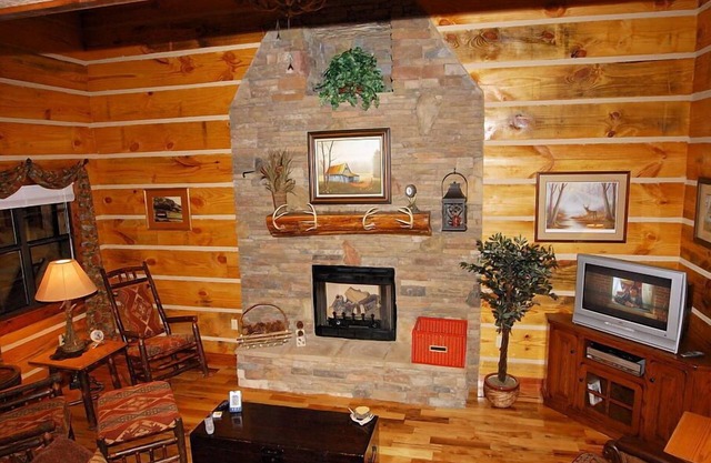 Deer Run Cabin, walking distance to the Little Canyon Rim
