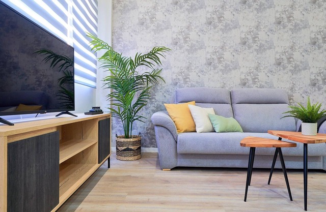Del Parque Flats Capuchinos: Cosy Studio in Historic Malaga with Double Bed & Sofa Bed