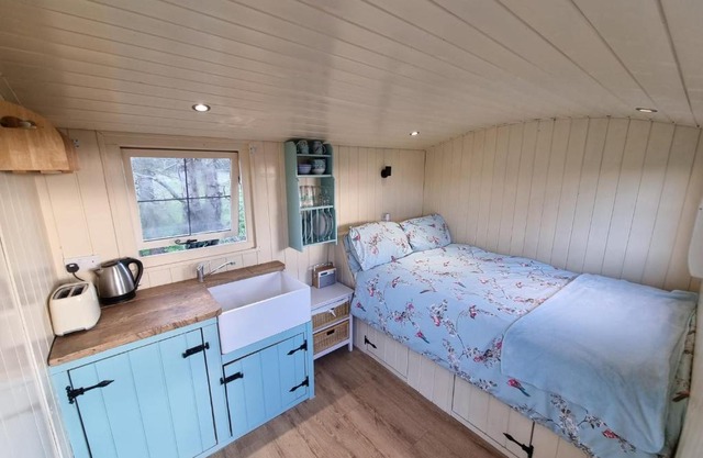 Delilah the shepherd's hut
