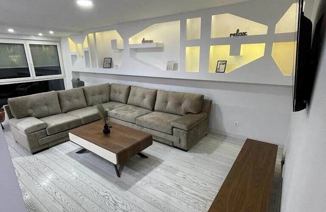 Deluxe Apartment Captain's home