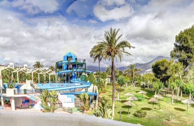 Deluxe Apartment in BenalBeach with Water Park
